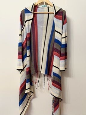 Goddis Linsey Hooded Wrap with Fringe – Boho Knit Cardigan